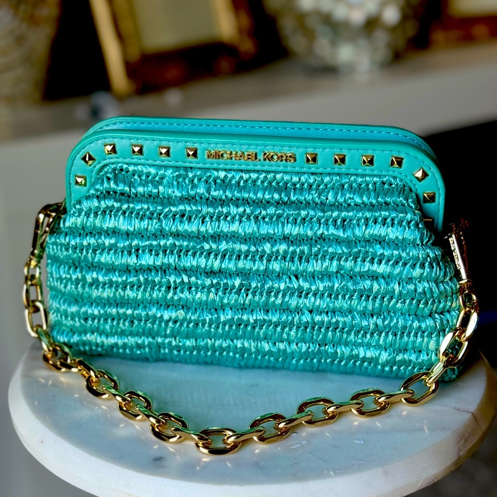 Beautiful Michael Kors purse with gold accents/handle + removable straps.